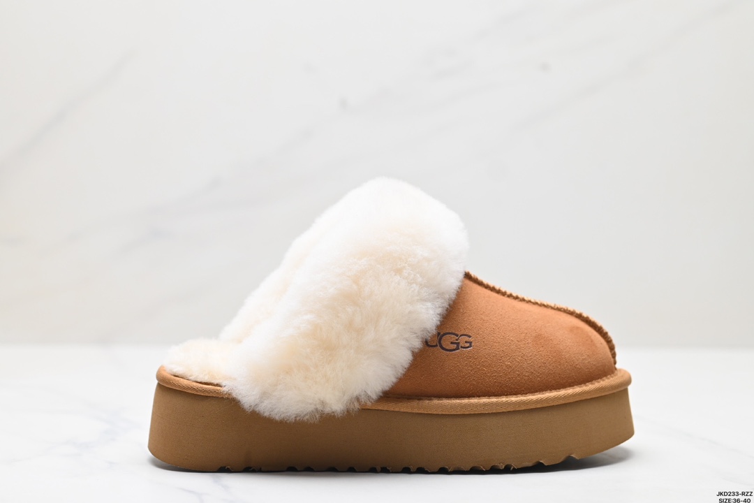 Ugg Sandals